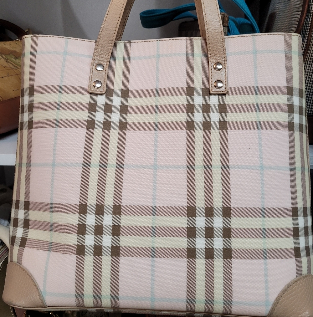 Burberry novacheck tote